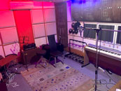 اتاق ضبط - استودیو سی لحن